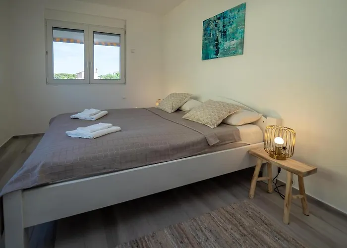 아파트 Domic 반졸레